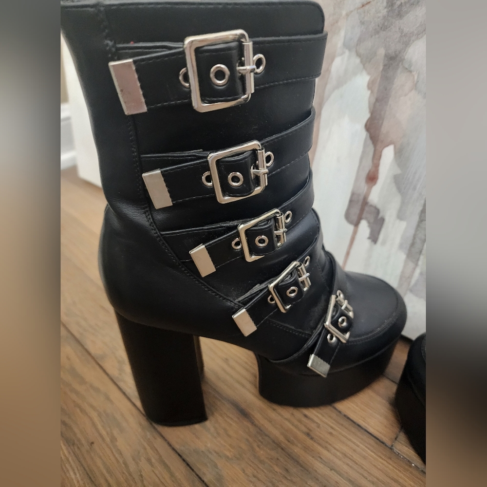 Platform Boots - Picture 6 of 6